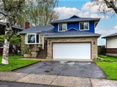 832 Purcell Cres, Kingston