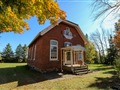 678 Sandringham Rd, Kawartha Lakes