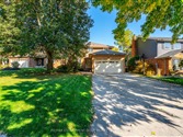 305 Woodland Dr, Hamilton