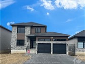 452 AURORA St, Russell