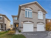 17 NEWCASTLE Ave, Kanata