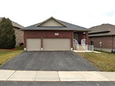 1152 Oakcrossing Rd, London