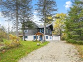 61 Pine River Cres, Mulmur